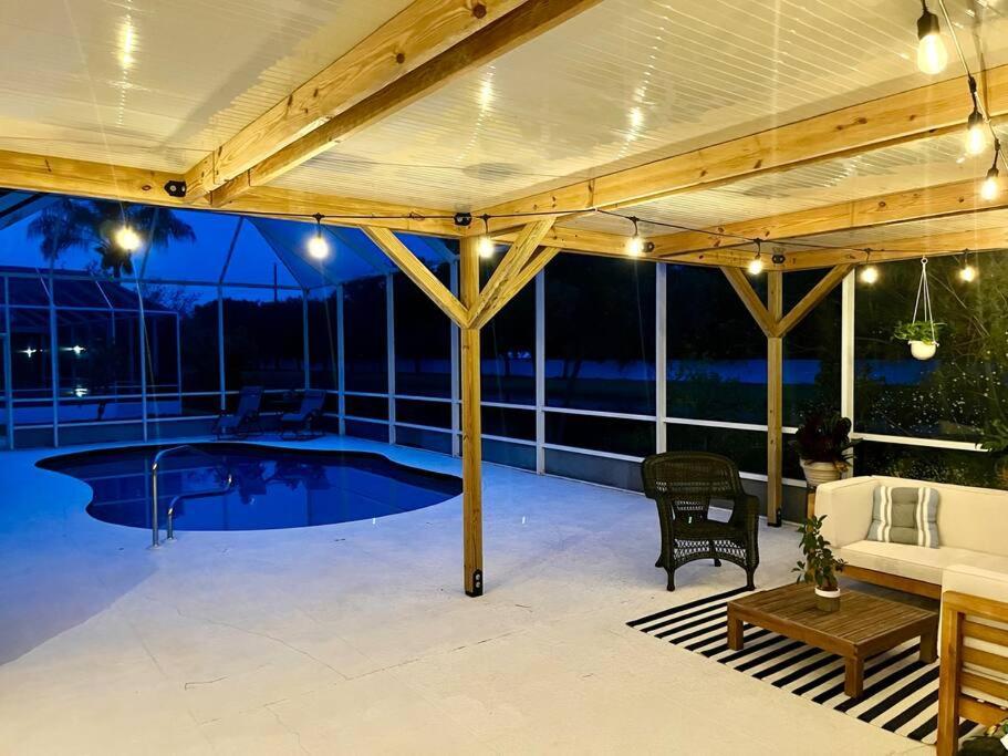 Sandy Oasis 5 Bedroom With Pool Sarasota Bradenton Eksteriør billede